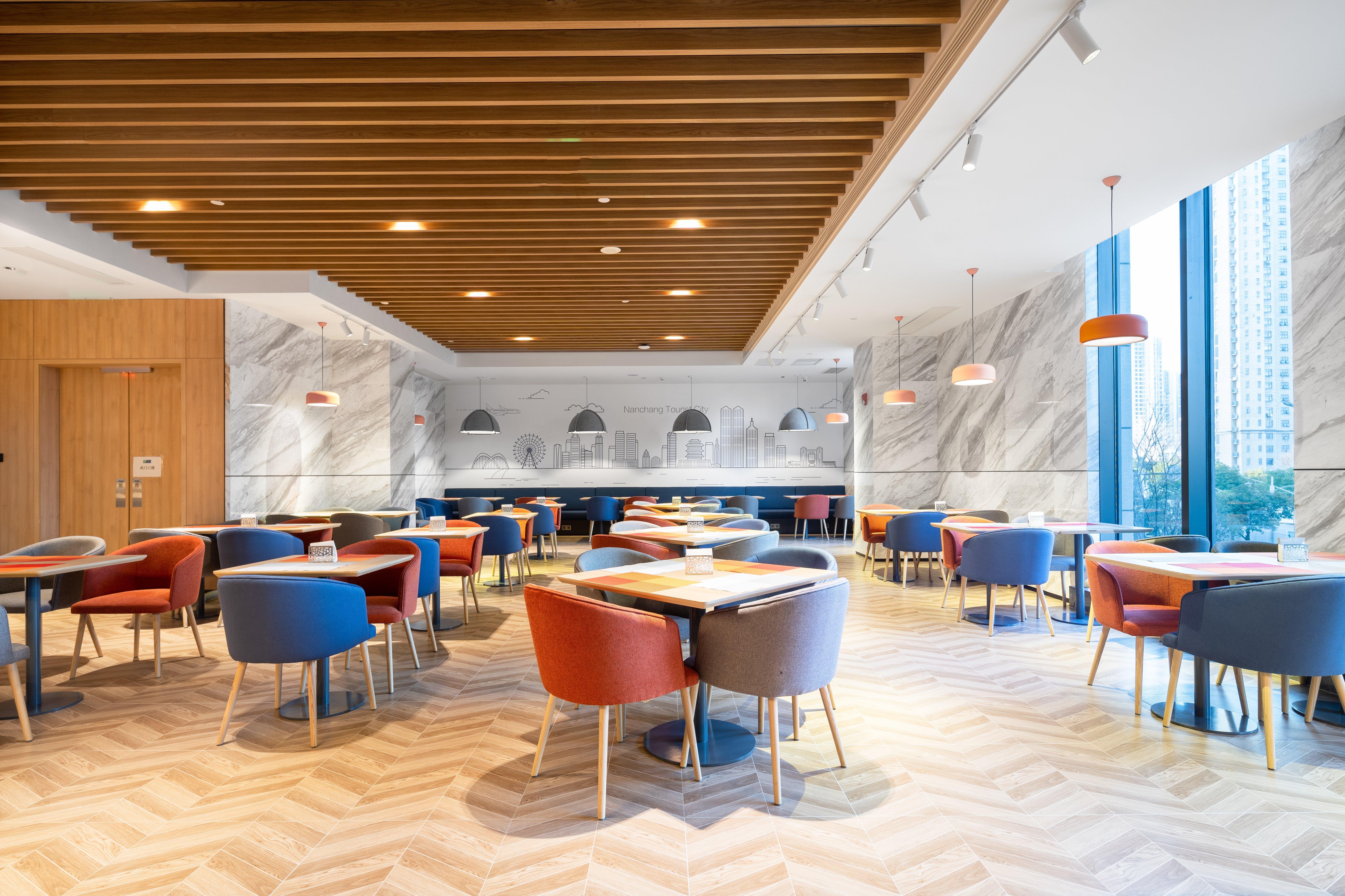 Holiday Inn Express Nanchang Riverside By Ihg Экстерьер фото
