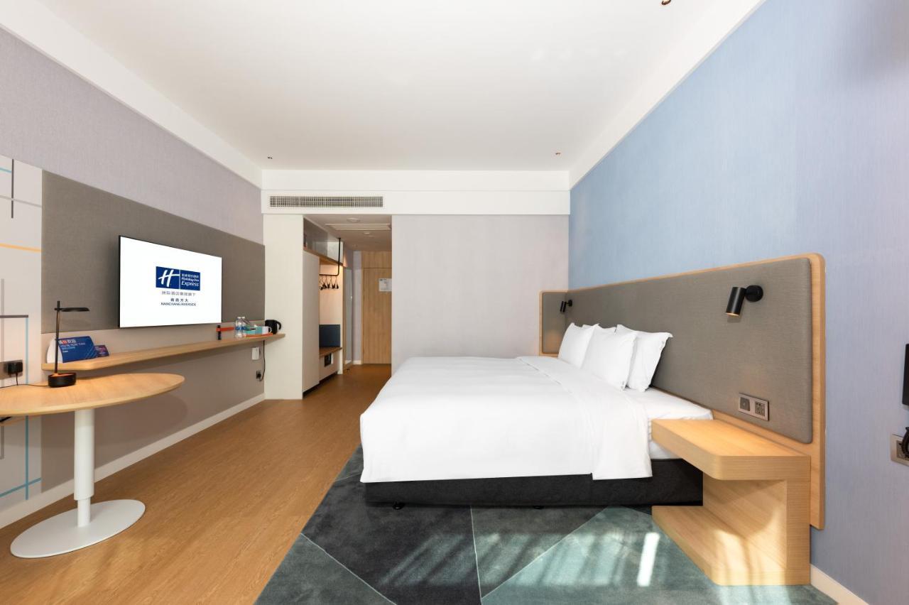 Holiday Inn Express Nanchang Riverside By Ihg Экстерьер фото